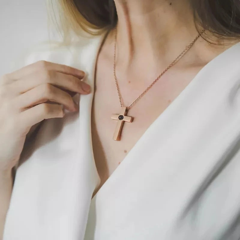 Dascusto Customized Cross Projection Necklace Men Personality Memorial Gifts For Birthday Anniversary Best Gifts Men's Jewelry