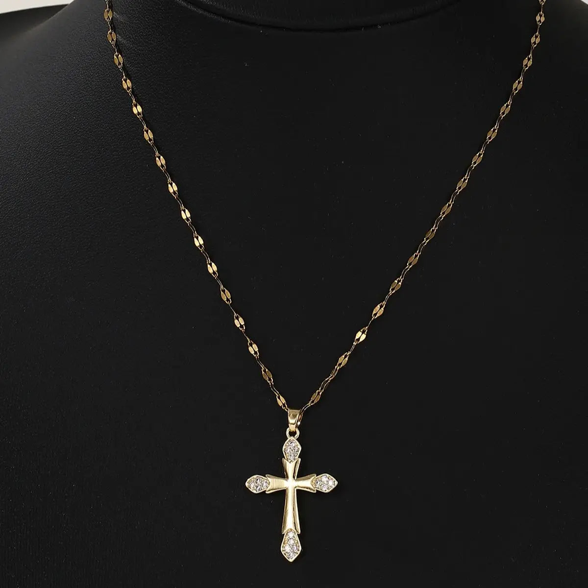 1 Piece Of Fashionable, And Versatile Design, New Style Micro-Inlaid Round Zircon Glossy Cross Necklace For Women'S