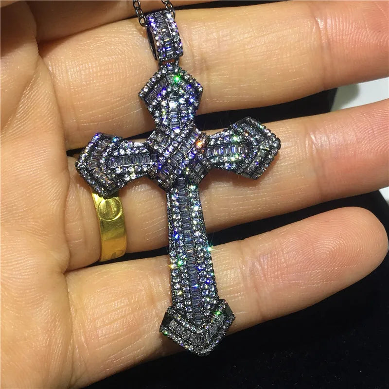 Collar con colgante de cruz larga de diamantes de oro de 14K con elegante joyería de moissanita para mujeres y hombres