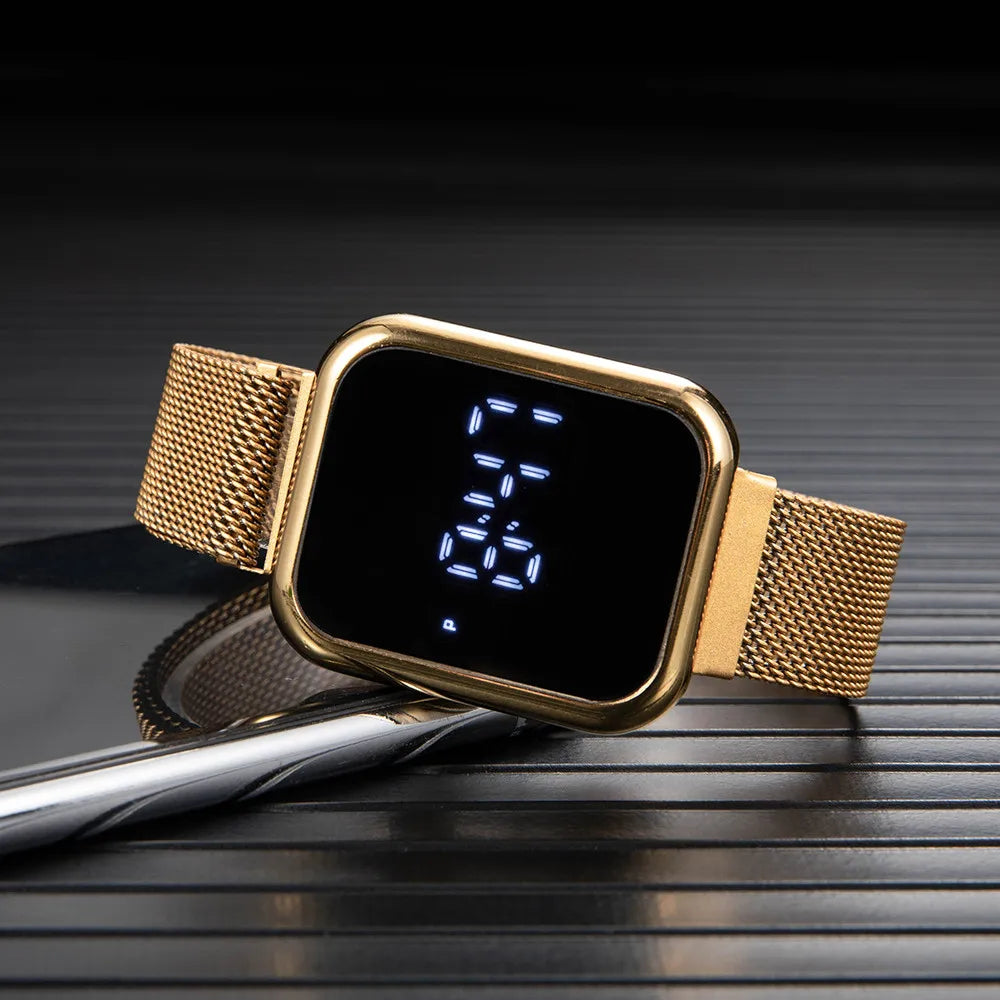 New Digital Lover Watches Luxury Couple Watch Ladies Wristwatches Digital Watches for Men Women LED Electronic Clock Parejas
