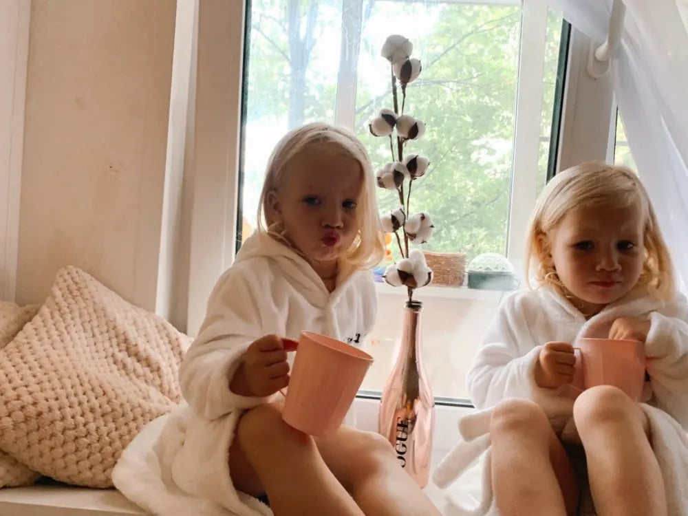 Boy and Girls Flannel Pajamas Robe Autumn and Winter Children Sleepwear Soft Hooded Kids Homewear 2-8 Years