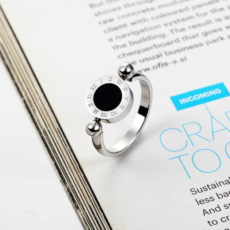 Classic Design Can Be Rotated Enamel And Shell Roman Numeral Beautiful Woman Ring Stainless Steel Brand Ring Jewelry For Women'S