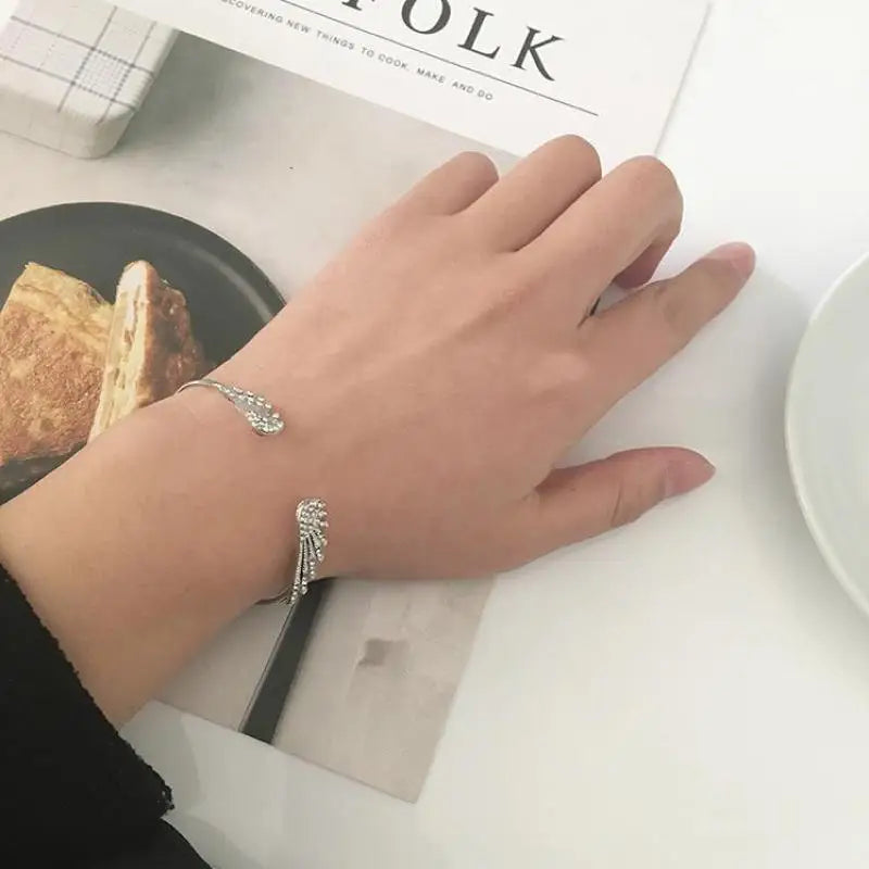 Korean Fashion Jewelry Angel Wing Rhinestones Bracelet Personality Alloy Open Wings Bracelet Feather Bracelet Bracelets &Bangles