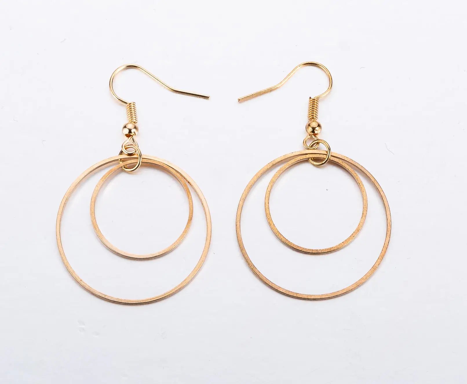 Pendientes Corazón Geométrico Hueco Tono Dorado Para Mujer Regalo Joyería Accesorio Moderno Elegante