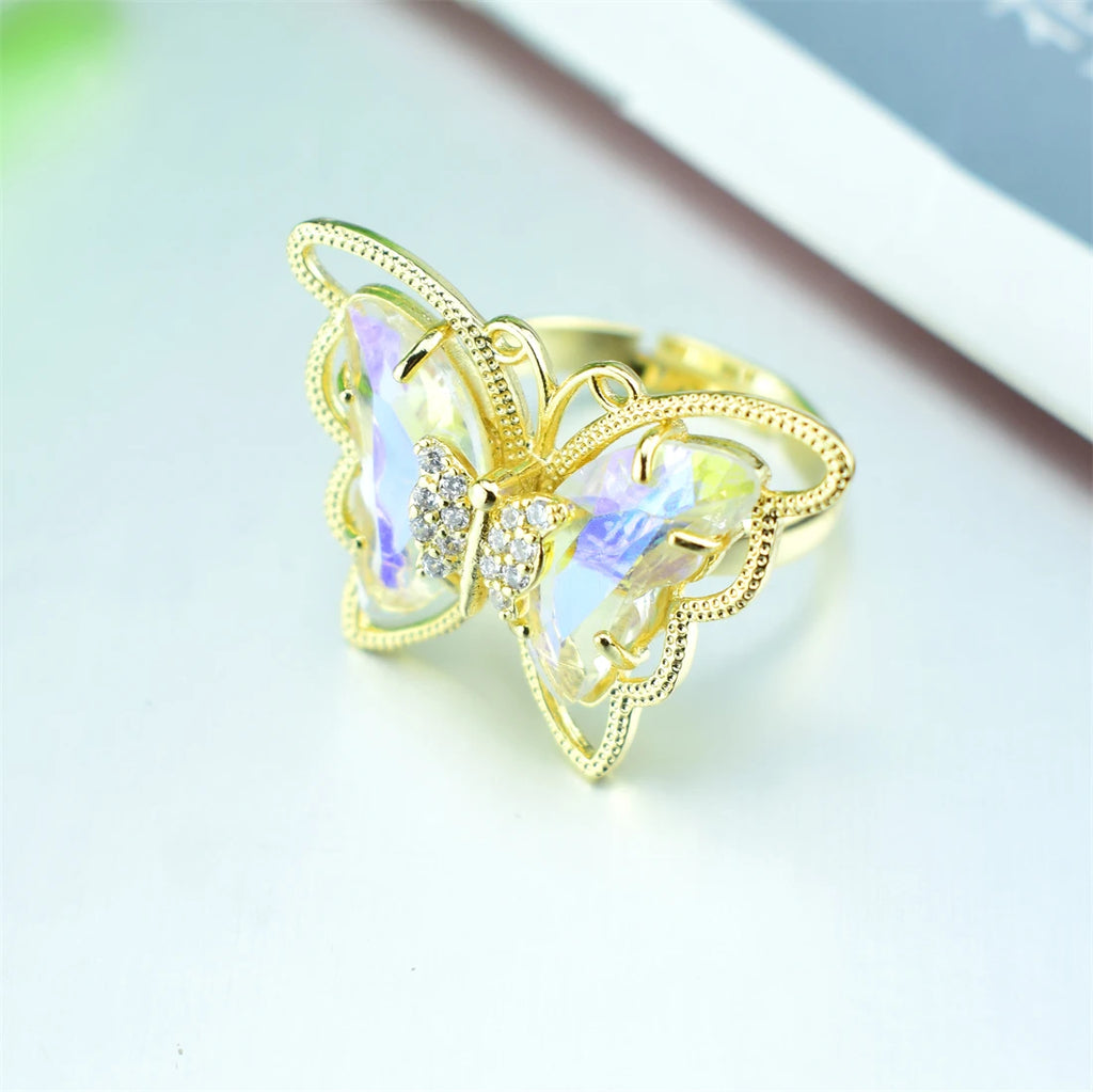 2021 New Fashion Ladies Glass Crystal Butterfly Ring 18 Colors Optional Adjustable Ladies Anniversary Gift Bulk Wholesale