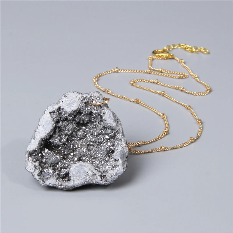Metal chain healing energy necklace for women Dyed Natural crystal agat druzy crystal Minerals gem stone pendant charm necklace