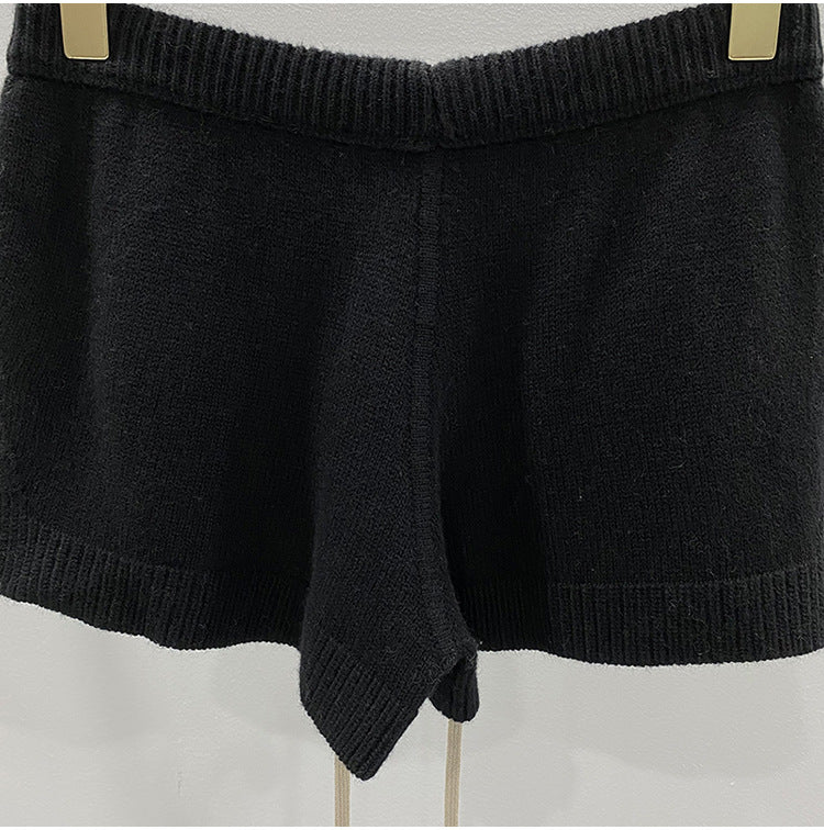 Dark Style Shorts, Fashionable Wool Knit, Comfortable Black and Gray Casual Shorts, Short and Stylish