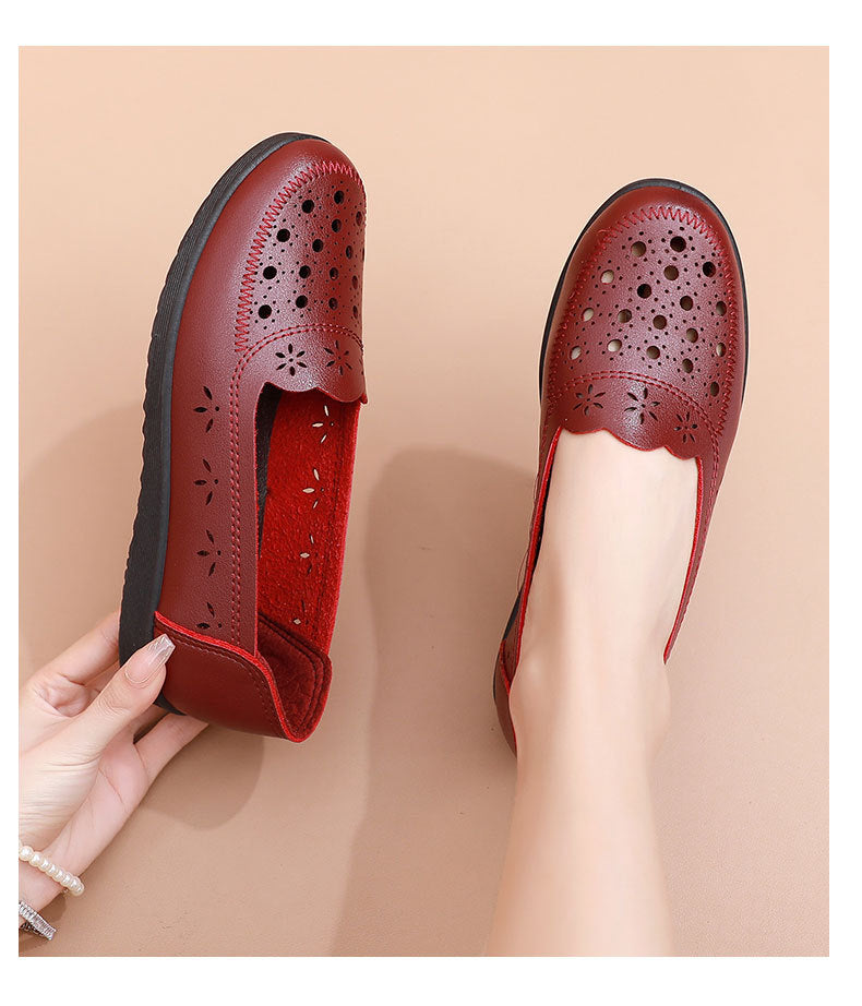 Spring Mom Shoes Sandals Soft Sole Comfortable Flats Hole Hollow Flats Shoes Middle-Aged and Elderly Women's Shoes Elderly Grandma Leather Shoes