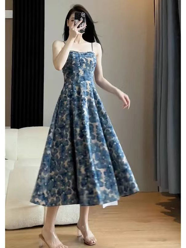 2024 New retro floral strap dress women's summer fairy beach dress high-grade mid-length dress elegant all-match
