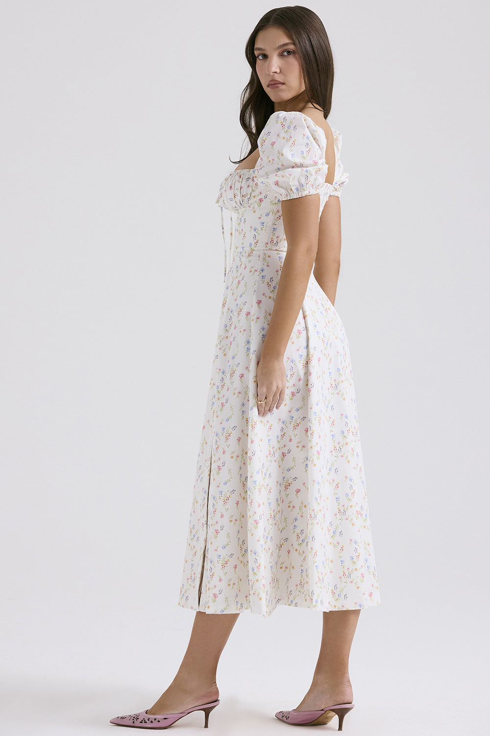 Fairy-Like Elegance, Fashionable and High-End French-Style Spaghetti Strap Dress, Gentle Style, Slimming Floral Spaghetti Strap Dress