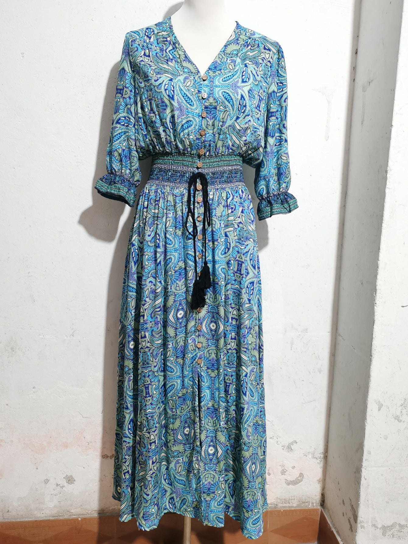 2025 Rayon Positioning Printed Three-Quarter Sleeve Waist Bohemian Women's Dress Vacation Buttoned Beach Skirt