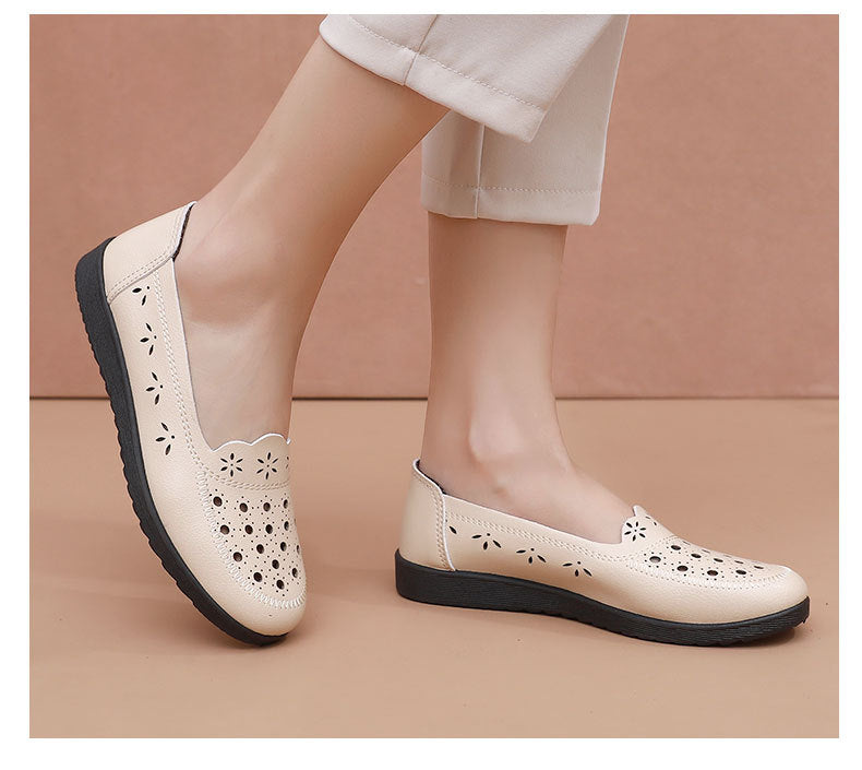 Spring Mom Shoes Sandals Soft Sole Comfortable Flats Hole Hollow Flats Shoes Middle-Aged and Elderly Women's Shoes Elderly Grandma Leather Shoes