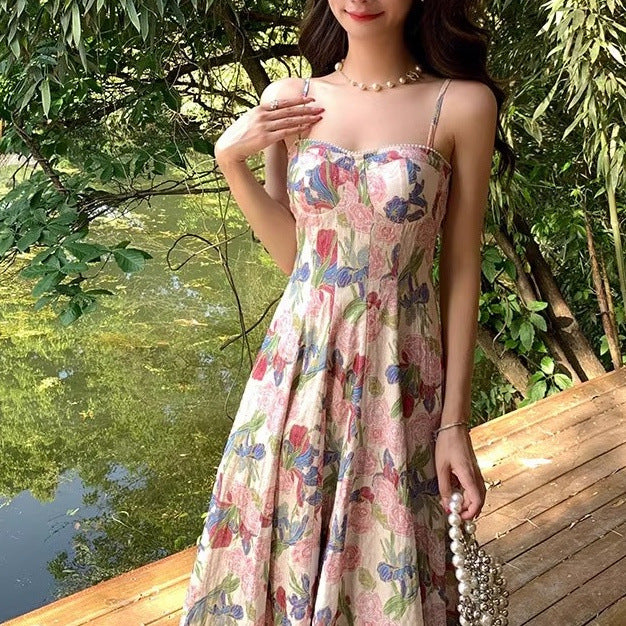 2024 New retro floral strap dress women's summer fairy beach dress high-grade mid-length dress elegant all-match