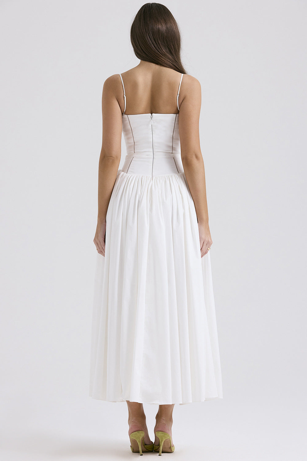 Fairy-Like Elegance, Fashionable and High-End French-Style Spaghetti Strap Dress, Gentle Style, Slimming Floral Spaghetti Strap Dress