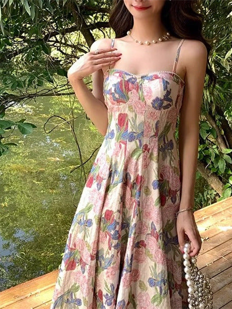 2024 New retro floral strap dress women's summer fairy beach dress high-grade mid-length dress elegant all-match