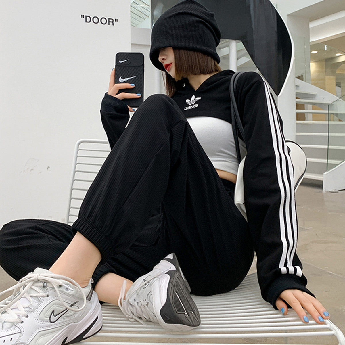 2026 Thin Ice Silk Sports Pants for Women, Loose White Joggers, Summer Thin Casual Harem Sweatpants for Petite Figures