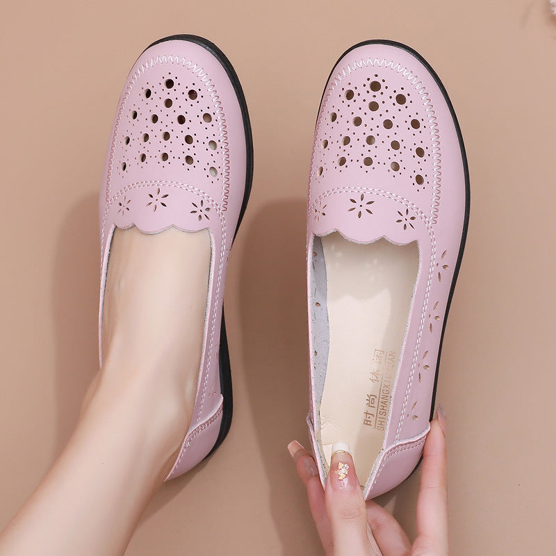 Spring Mom Shoes Sandals Soft Sole Comfortable Flats Hole Hollow Flats Shoes Middle-Aged and Elderly Women's Shoes Elderly Grandma Leather Shoes