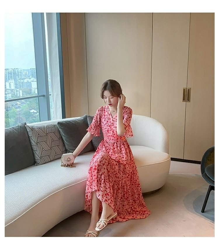 2024 Summer dress Summer plus size Women's New Loose Slimming Belly Covering Plus Weight Plus Chiffon Long Dress All-match