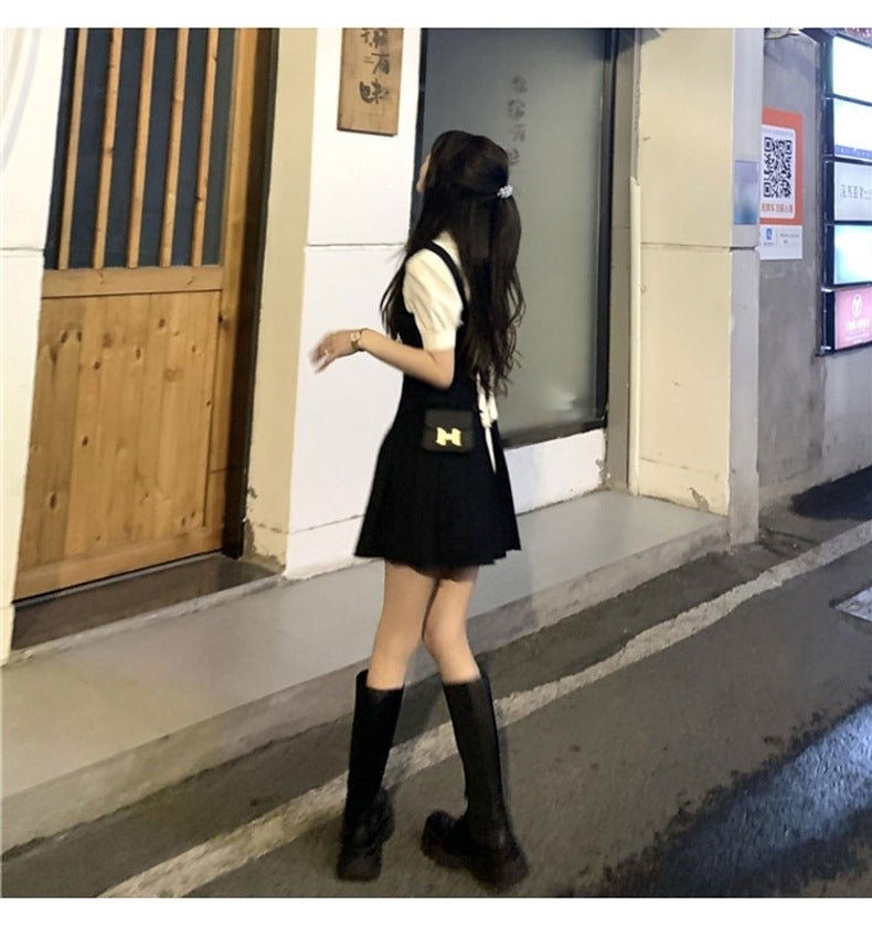 French Design Sense suit 2024 New College Style Women's Wear Spring Black Strap Sweet and Spicy dress Summer