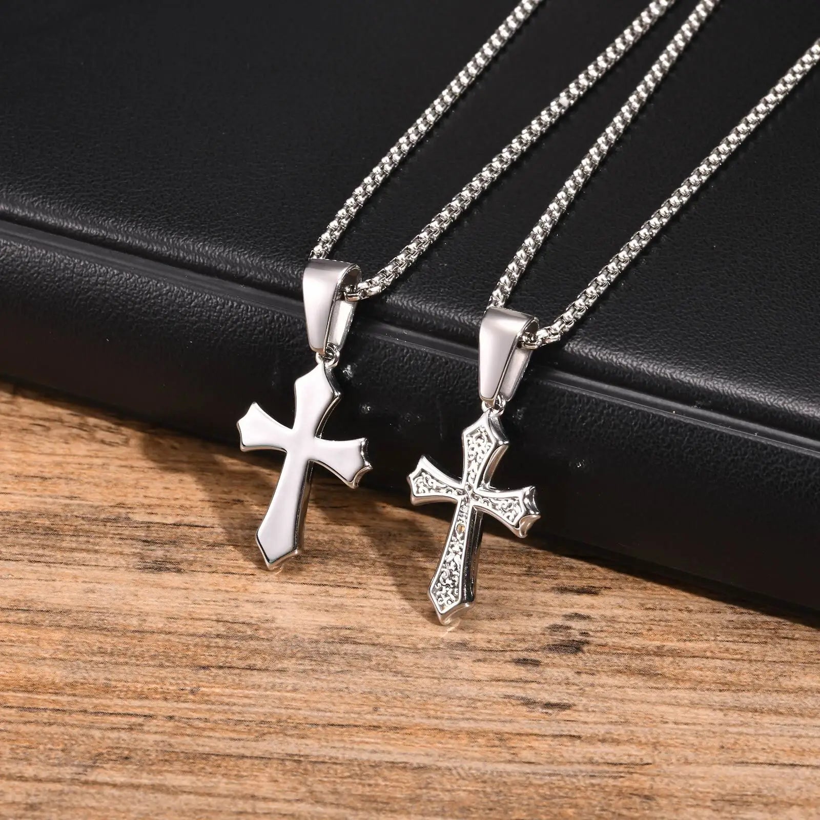 Vnox Small Stainless Steel Cross Necklaces, Retro Personality Pendant Accessories, Religion Faith Jewelry