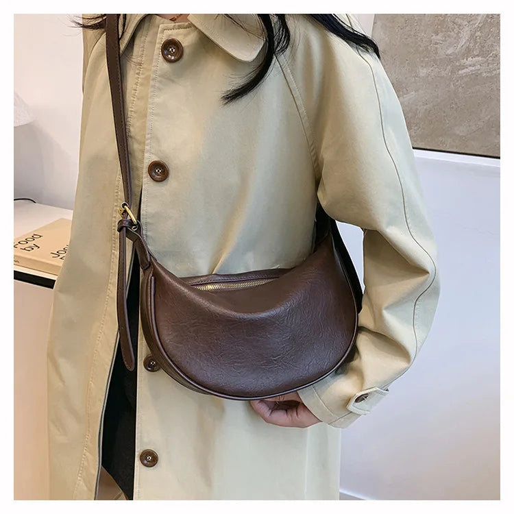 Women Vintage Soft Leather Dumpling Bag Fashion Adjustable Strap Crossbody Bag Large Capacity Crescent Shoulder Purse for Daily