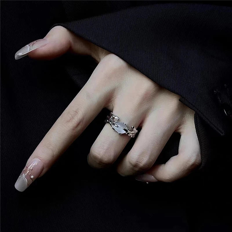 Punk Harajuku Goth Thorns Black Silver Color Irregular Heart Cross Open Ring For Women'S Men Lover Vintage 90S Y2K Grunge Jewely