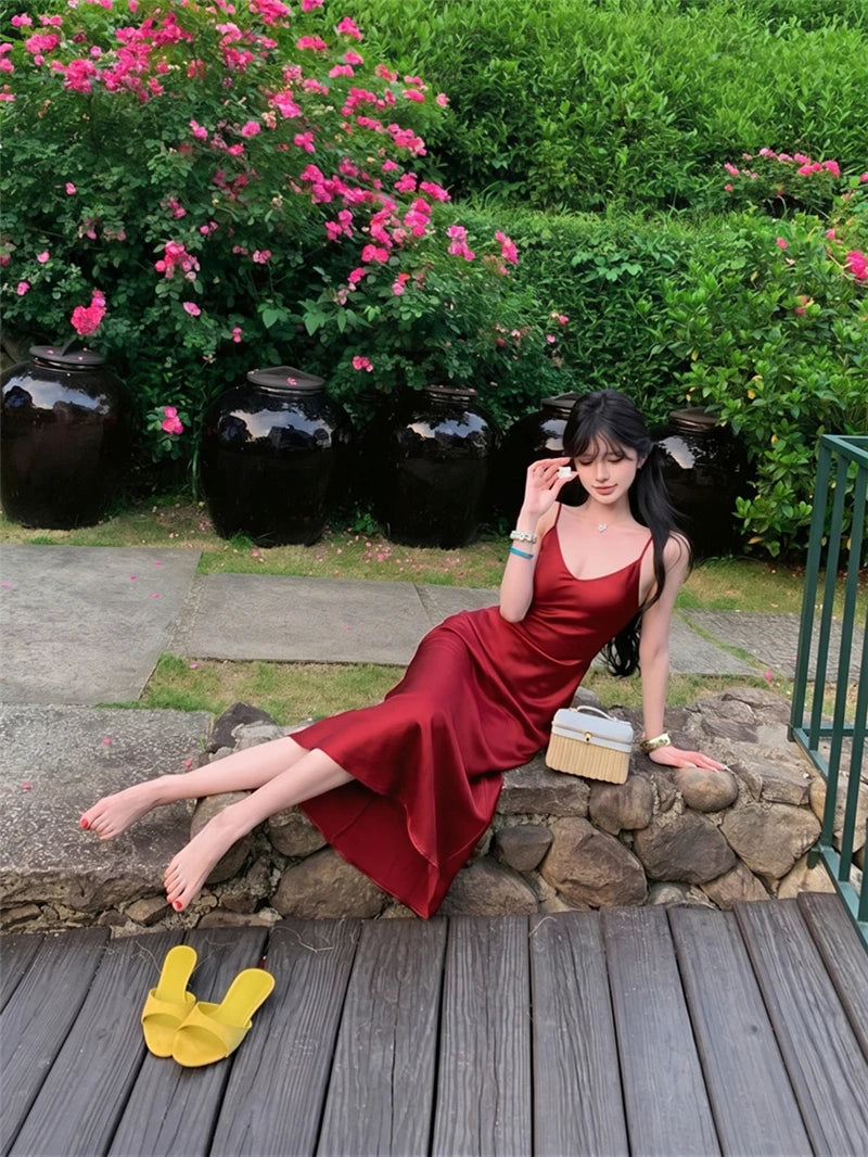 Sexy Retro V-Neck Strap Dress Women's Slim Fit Long Skirt High Waist Summer Design Sensation Lady Style Comfortable Breathable