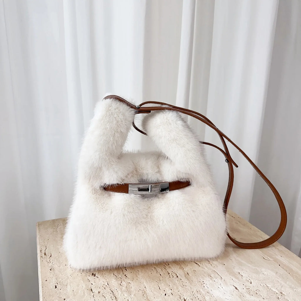 Fashionable Women's Bags Trend 2025 Faux Fur Shoulder Bags Plush Faux Mink Luxury Handbags Chic Crossbody Bag Solid Color Purses