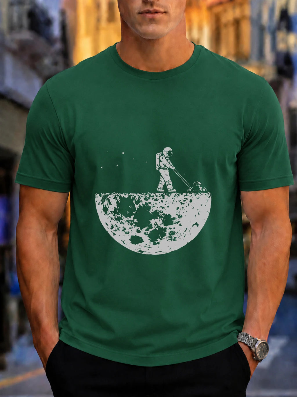 2026 New Arrival Pure Cotton T-Shirt Creative Astronaut Mowing On The Moon Print Crew Neck Men Top Casual Short Sleeve