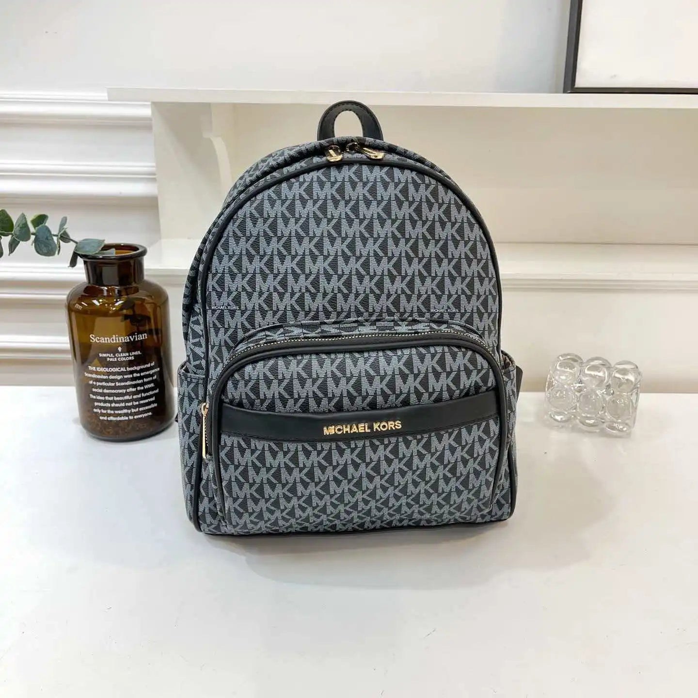 MK/Michael Kors 2026 New Light Luxury Niche Fashion Versatile Large Capacity Commuter Backpack with Print