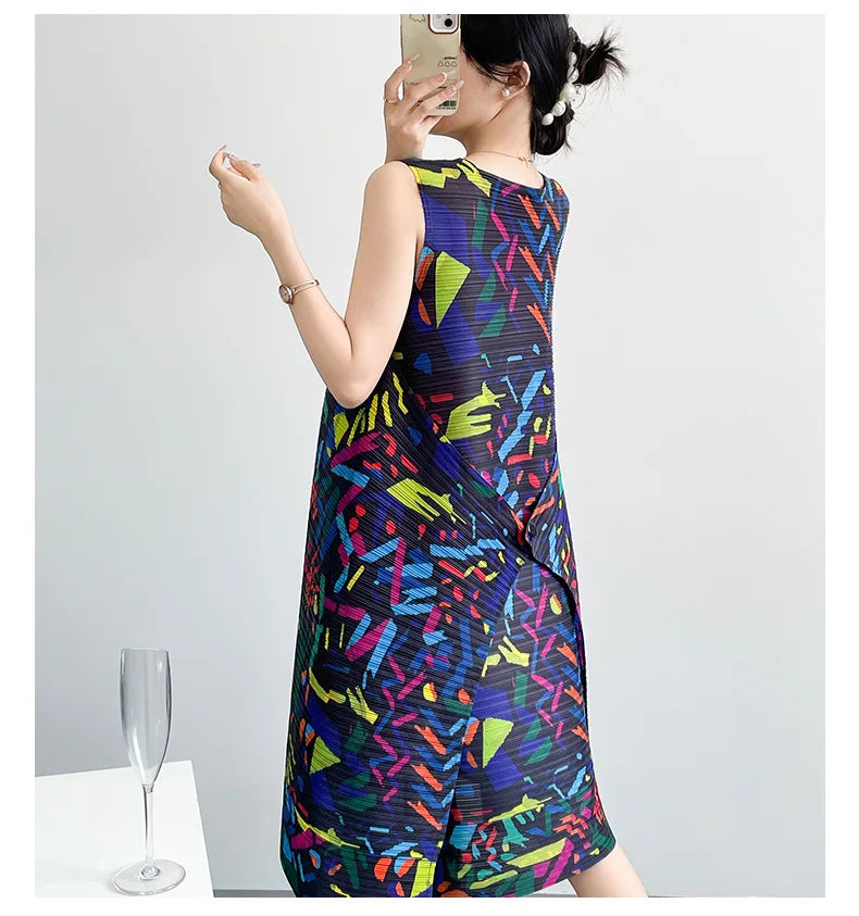 2026 Summer Retro Print Design Flared Dress Women Loose Fit Plus Size Fashion Elegant Sleeveless Dress Travel Vacation Wear