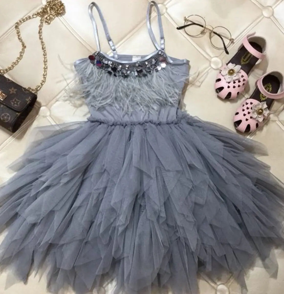 High-end Girls Tutu Dress 2026 New Summer Kids Sequin Flower Feather Slip Dresses Little Girls Princess Performance Dress