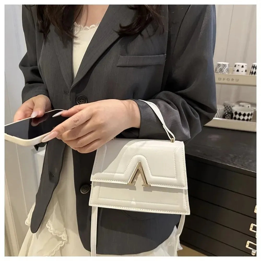 Casual Retro Shoulder Bag Candy Color Large Capacity Crossbody Bag PU Material Street Trend Ladies Handbag