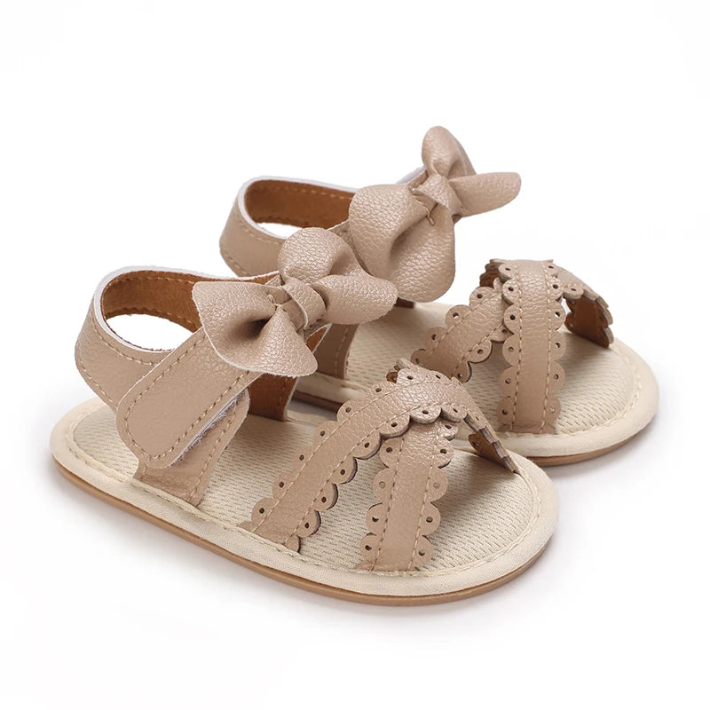 Summer fashion new sandals for babies, comfortable and breathable walking shoes suitable for 0-18 months old