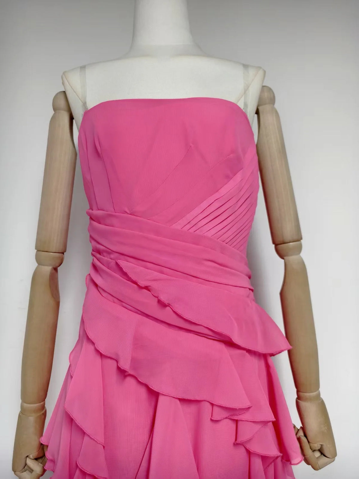 2026 Summer American Elegant Temperament Fashion Ruffled Splicing Sleeveless Strapless Irregular Split Chiffon Long Dress Women
