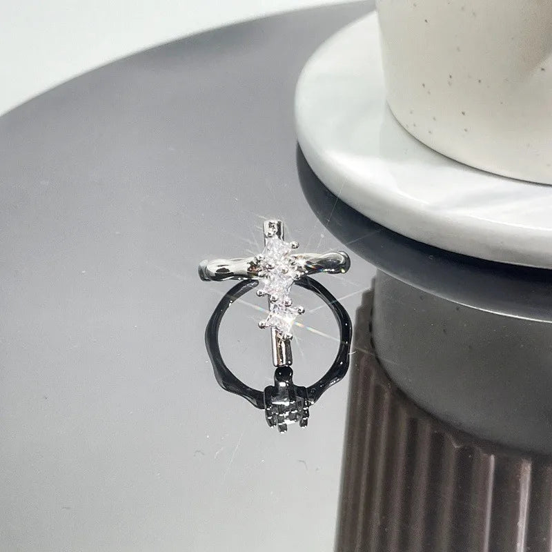 New Fashhhion Punk Dark Vintage Cross Open Rings For Women'S Luxury Copper Gold-Plated High-Quality Rings Y2K Style Jewelry