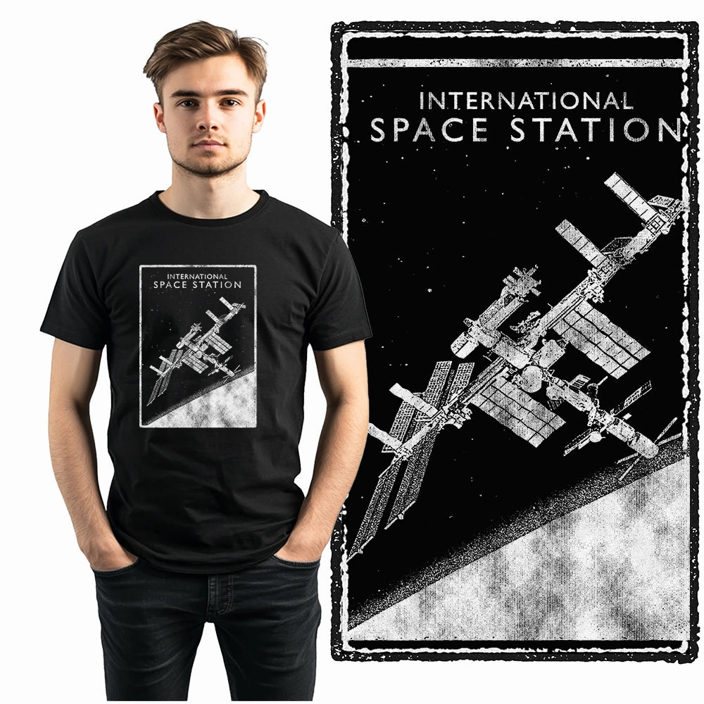 The Coolmind Men's 100% Cotton Astronaut Graphic T-Shirt - Black