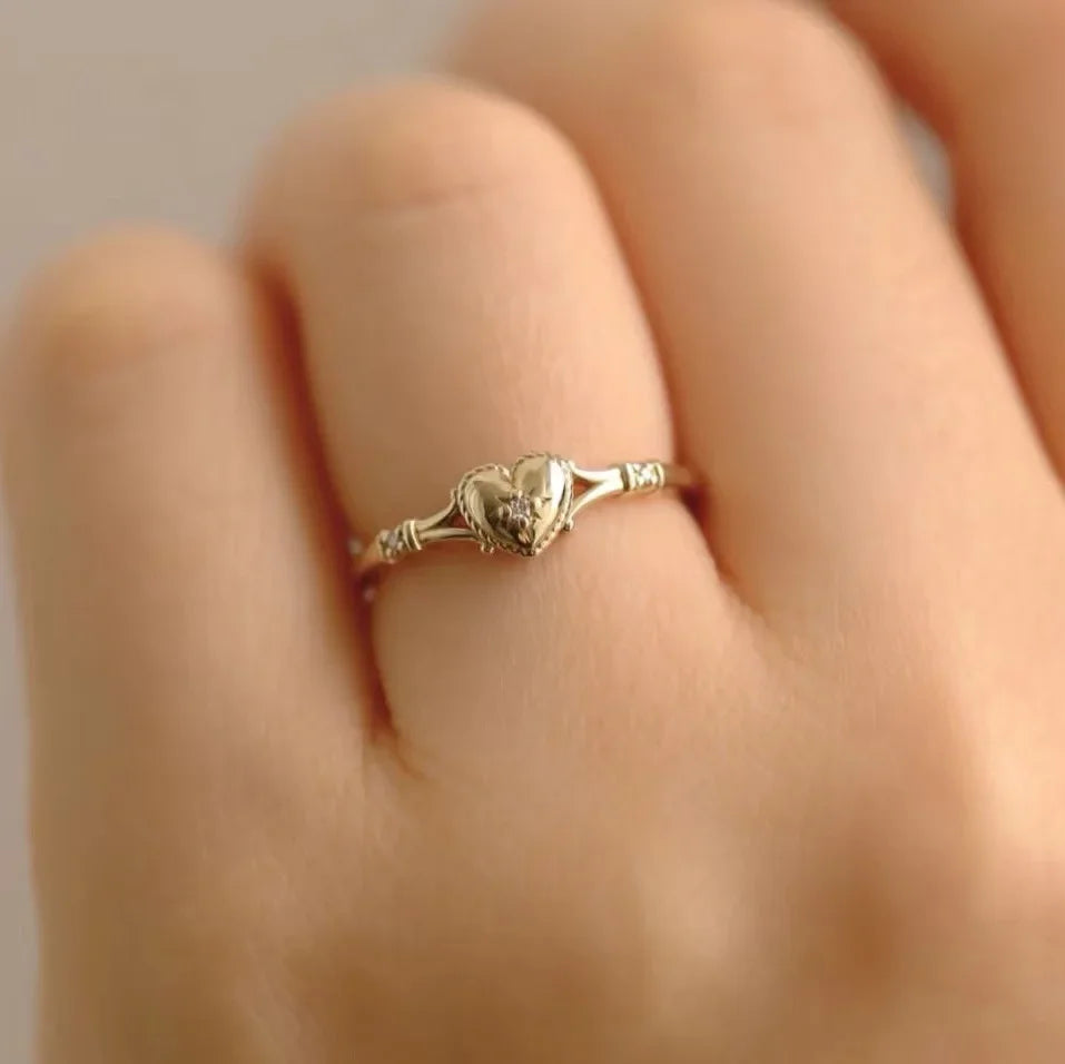 Hot Selling Gold Plated Stainless Steel Rings For Women Heart Ring Jewelry Accessories Wholesale Size 6-11