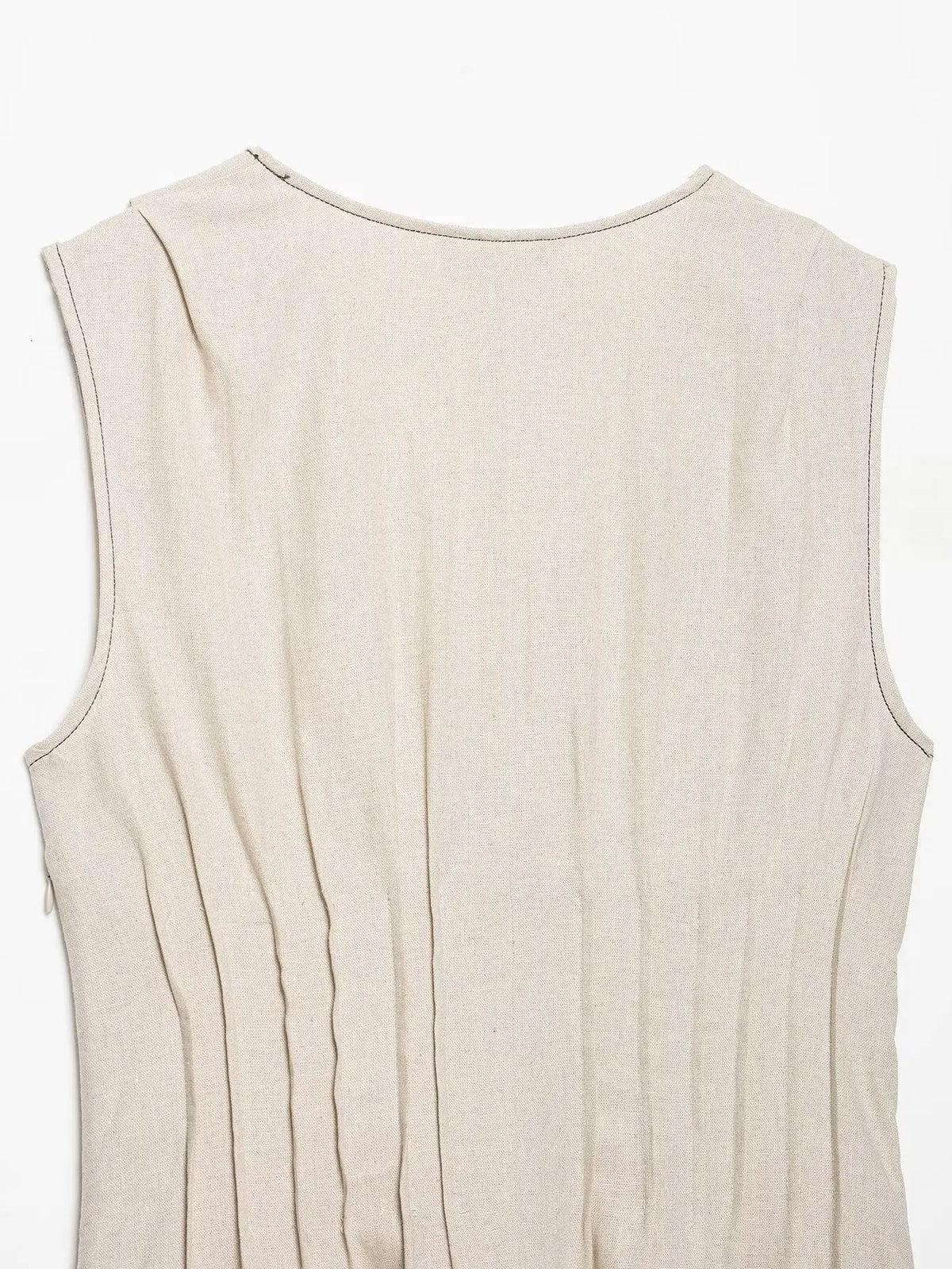 Slimming Sleeveless Pleated A-Line Dress High Waist V-Neck Street Style Casual Commute Dress for Women Fashionable Simple Chic