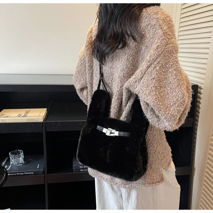 Fashionable Women's Bags Trend 2025 Faux Fur Shoulder Bags Plush Faux Mink Luxury Handbags Chic Crossbody Bag Solid Color Purses