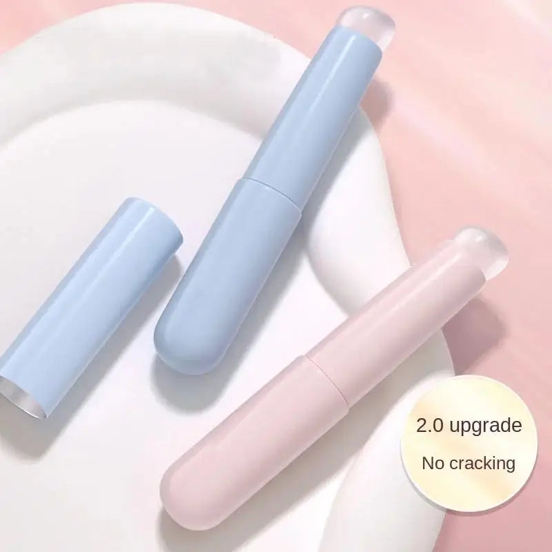 Silicone Lip Brushe With Abs Plastic Handle, Portable Lipstick & Lip Balm Applicator With Cap,Perfect Blending & Smudge Cover