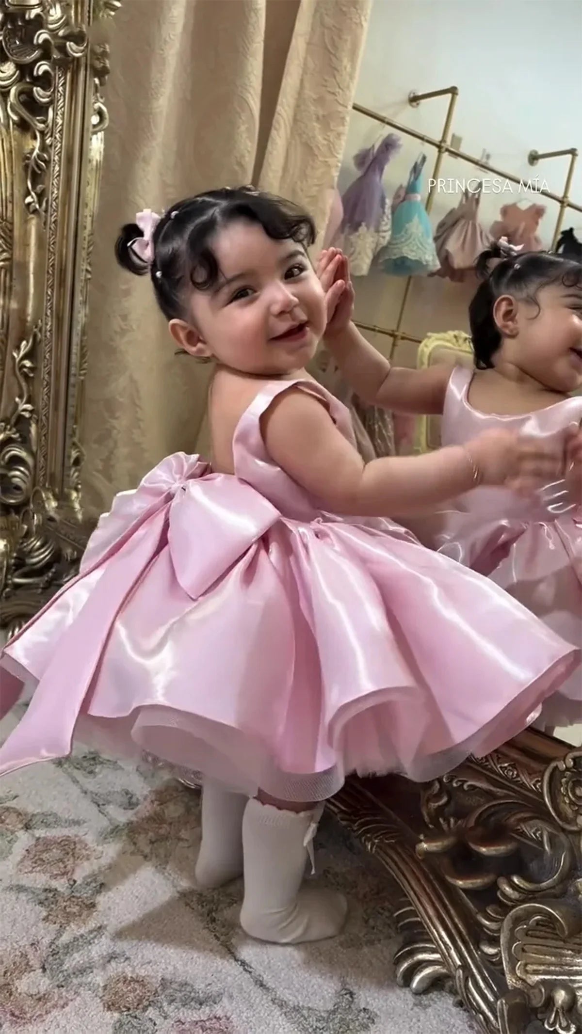 Wedding Mini Flower Girl Dress 2026 Satin Sleeveless Backless Bow Short Tutu Dress Baby Princess Dress Formal Party Dress Custom