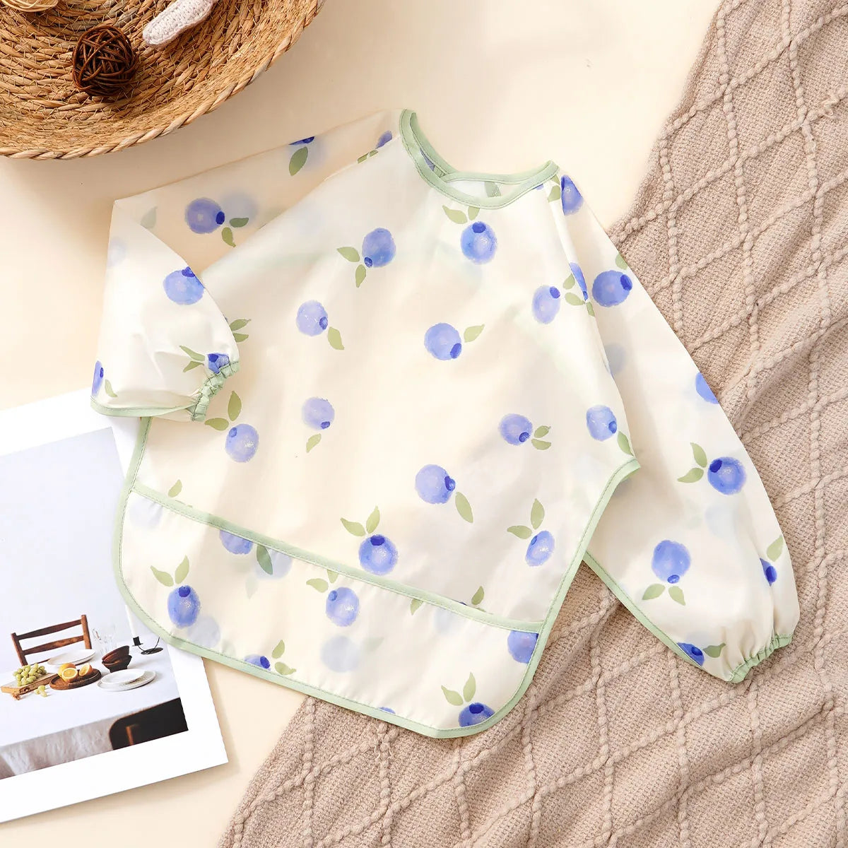 Elinfant Long Sleeve Waterproof Feeding Bibs for Babies Easy Clean Washable Burp Cloth