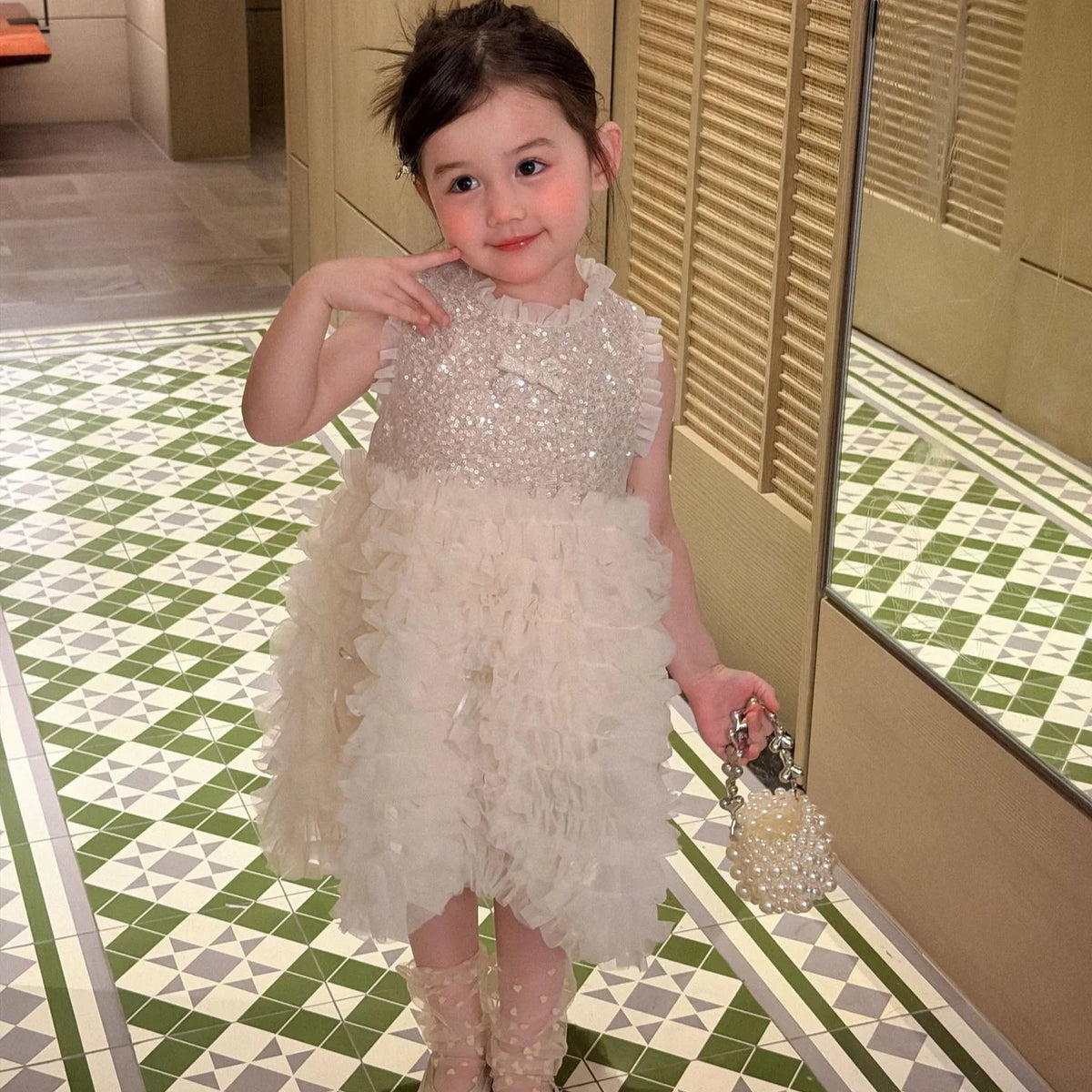 2026 summer new children's clothing sleeveless vest princess skirt sequined cake skirt