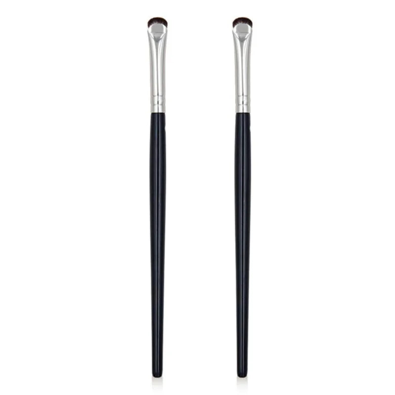 Pincel Curvo Para Delineador Para Una Aplicación Precisa De Smudge Y Herramientas Suaves Para Maquillaje De Ojos Para Detalles U Ojos Ahumados