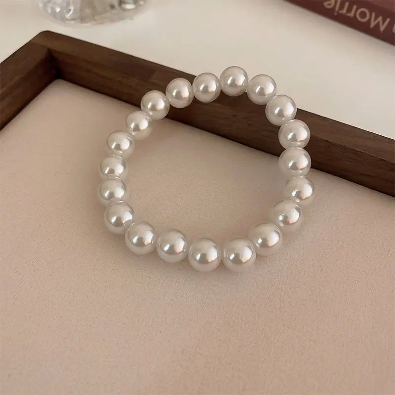 Elegant White Faux Pearl Beaded Bracelet For Women Adjustable Elastic Rope Luxury Jewelry