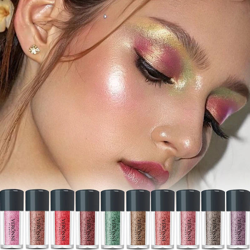 Single-color pearlescent diamond eyeshadow powder, finely milled, highly pigmented, and blendable for a party look.