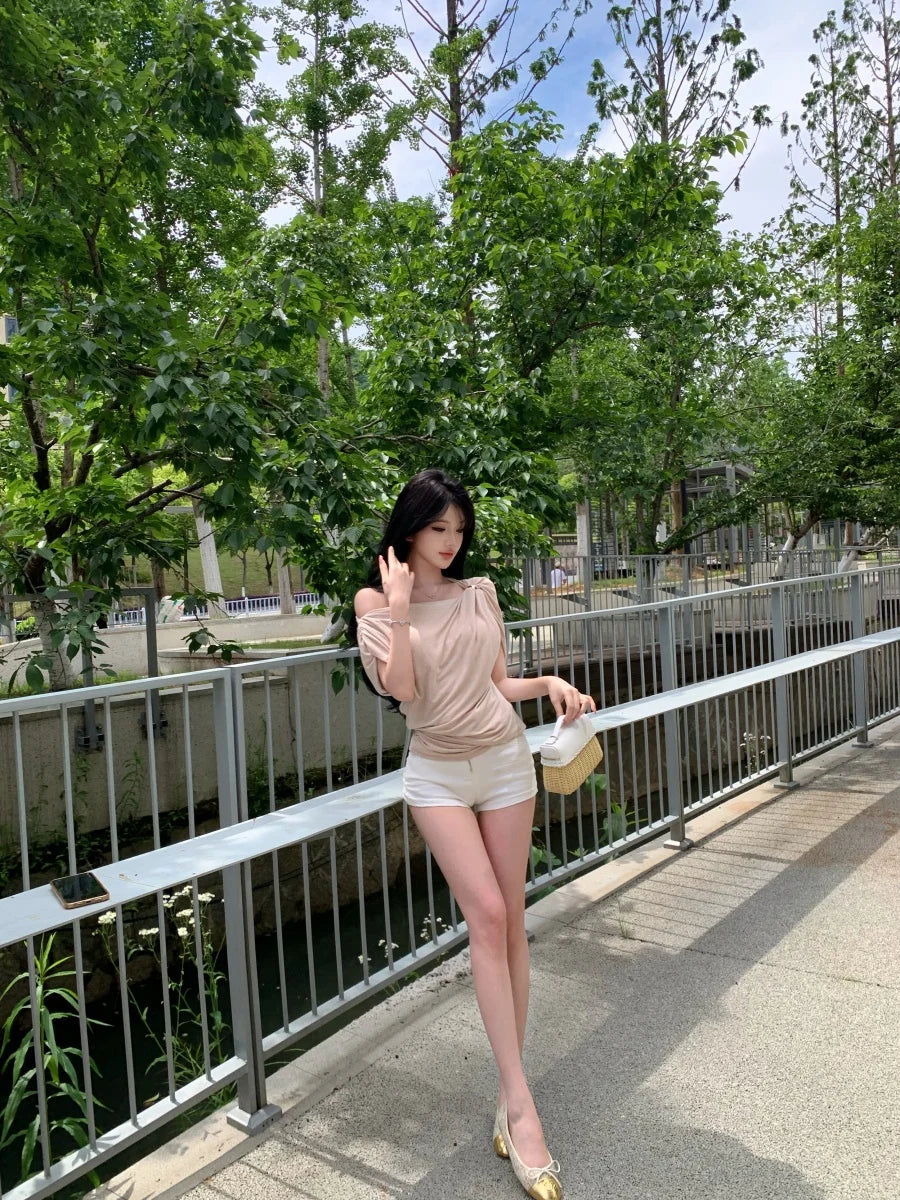 Sexy Slim Fit Metal Buckle Asymmetrical Shoulder Top Pleated Design Versatile Single Wear Tank Top Breathable Short Length