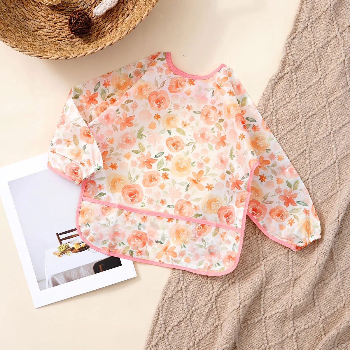 Elinfant Long Sleeve Waterproof Feeding Bibs for Babies Easy Clean Washable Burp Cloth
