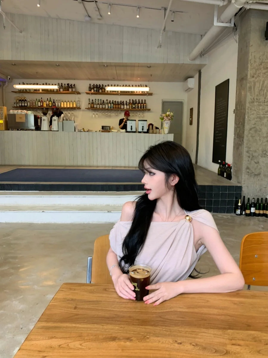 Sexy Slim Fit Metal Buckle Asymmetrical Shoulder Top Pleated Design Versatile Single Wear Tank Top Breathable Short Length